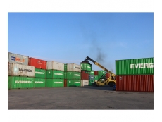 Xuất khẩu tăng mạnh, Viêt Nam xuất siêu